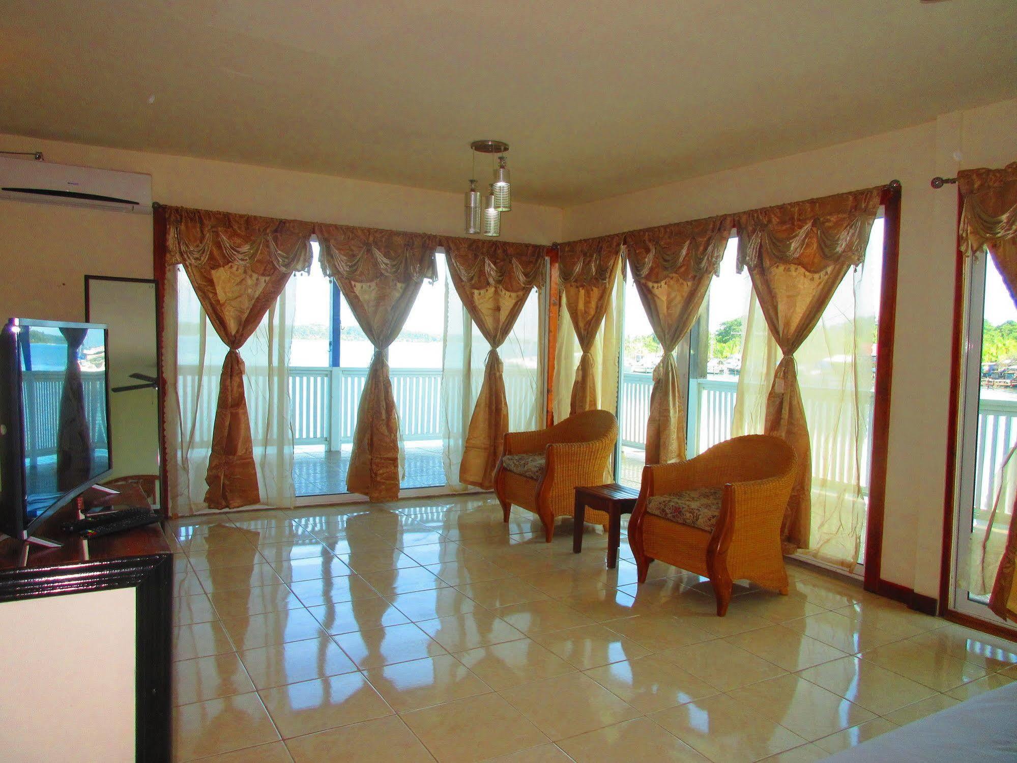 Los Balcones Over The Sea Hotel Bocas del Toro Εξωτερικό φωτογραφία