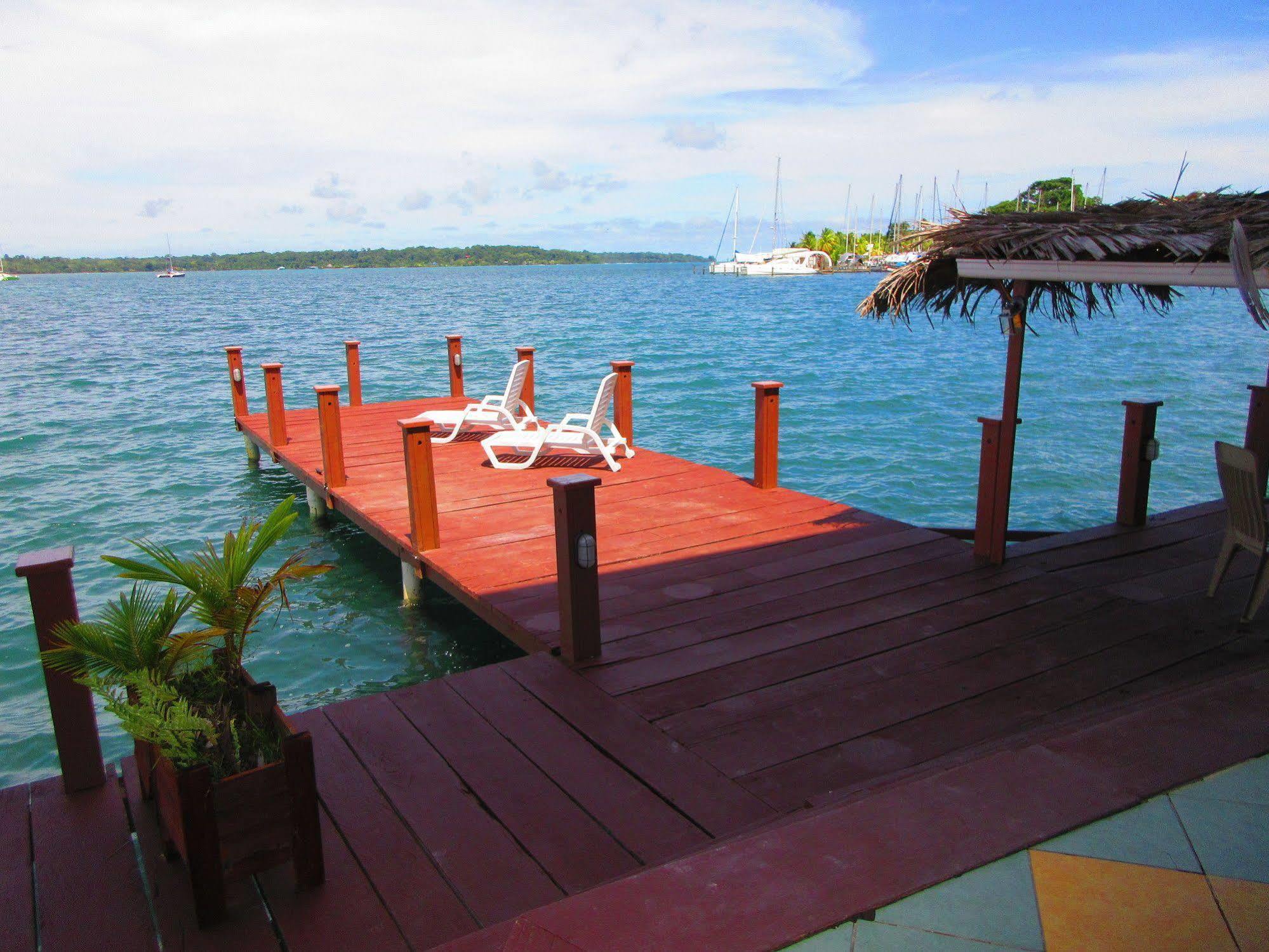 Los Balcones Over The Sea Hotel Bocas del Toro Εξωτερικό φωτογραφία