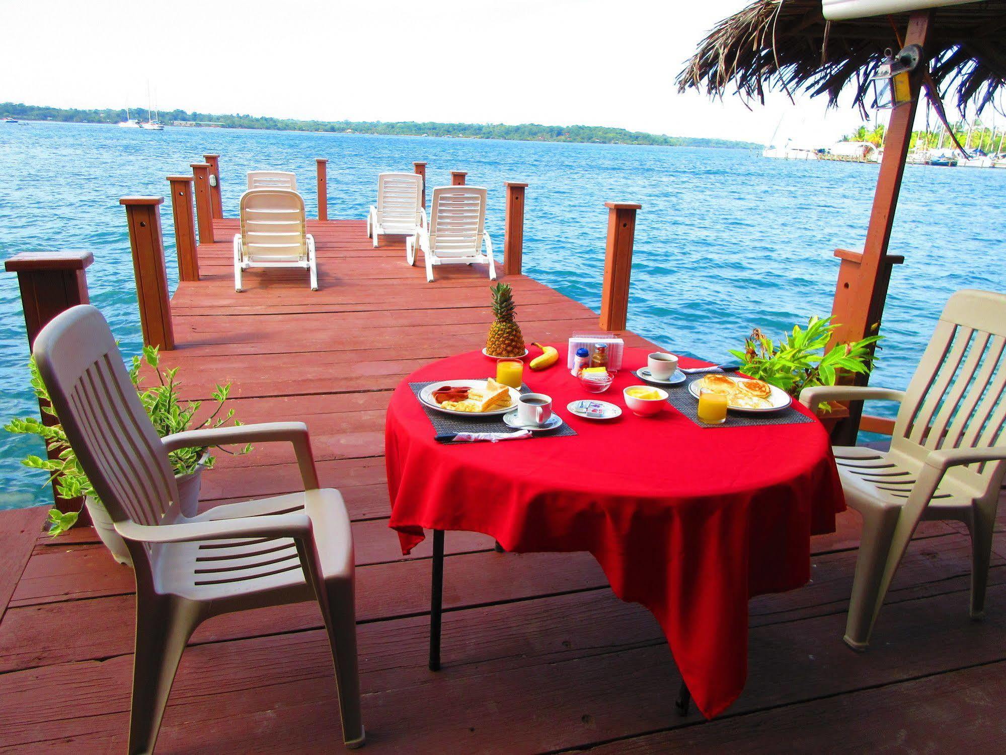 Los Balcones Over The Sea Hotel Bocas del Toro Εξωτερικό φωτογραφία