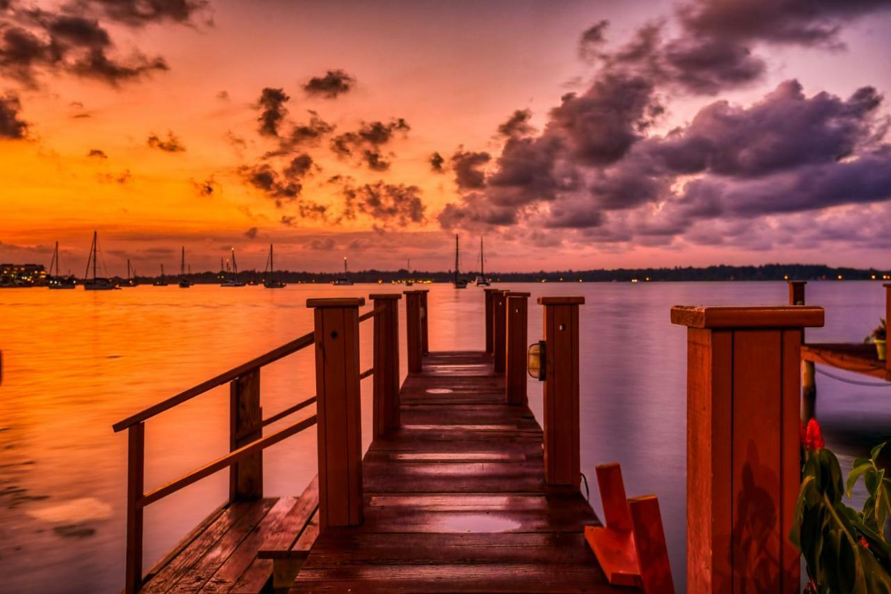 Los Balcones Over The Sea Hotel Bocas del Toro Εξωτερικό φωτογραφία