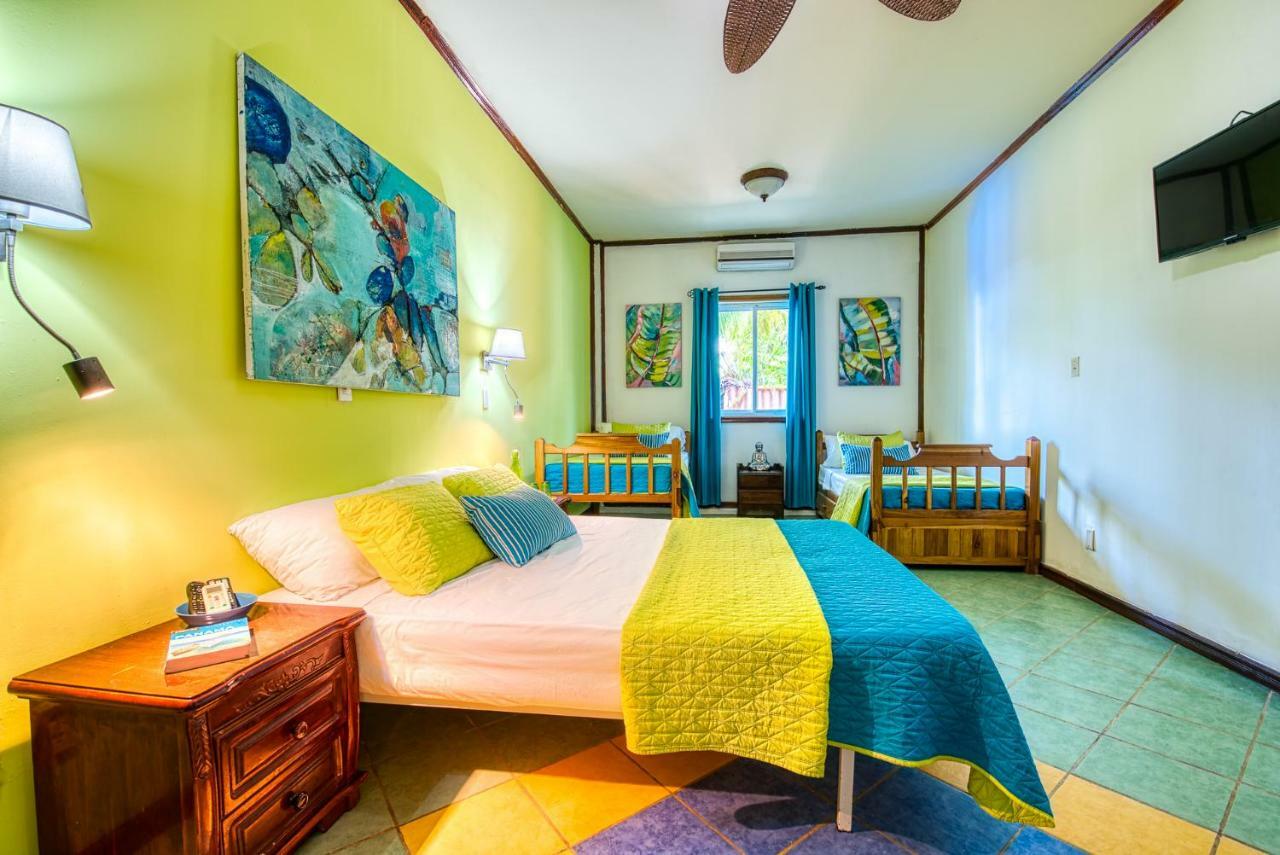 Los Balcones Over The Sea Hotel Bocas del Toro Εξωτερικό φωτογραφία