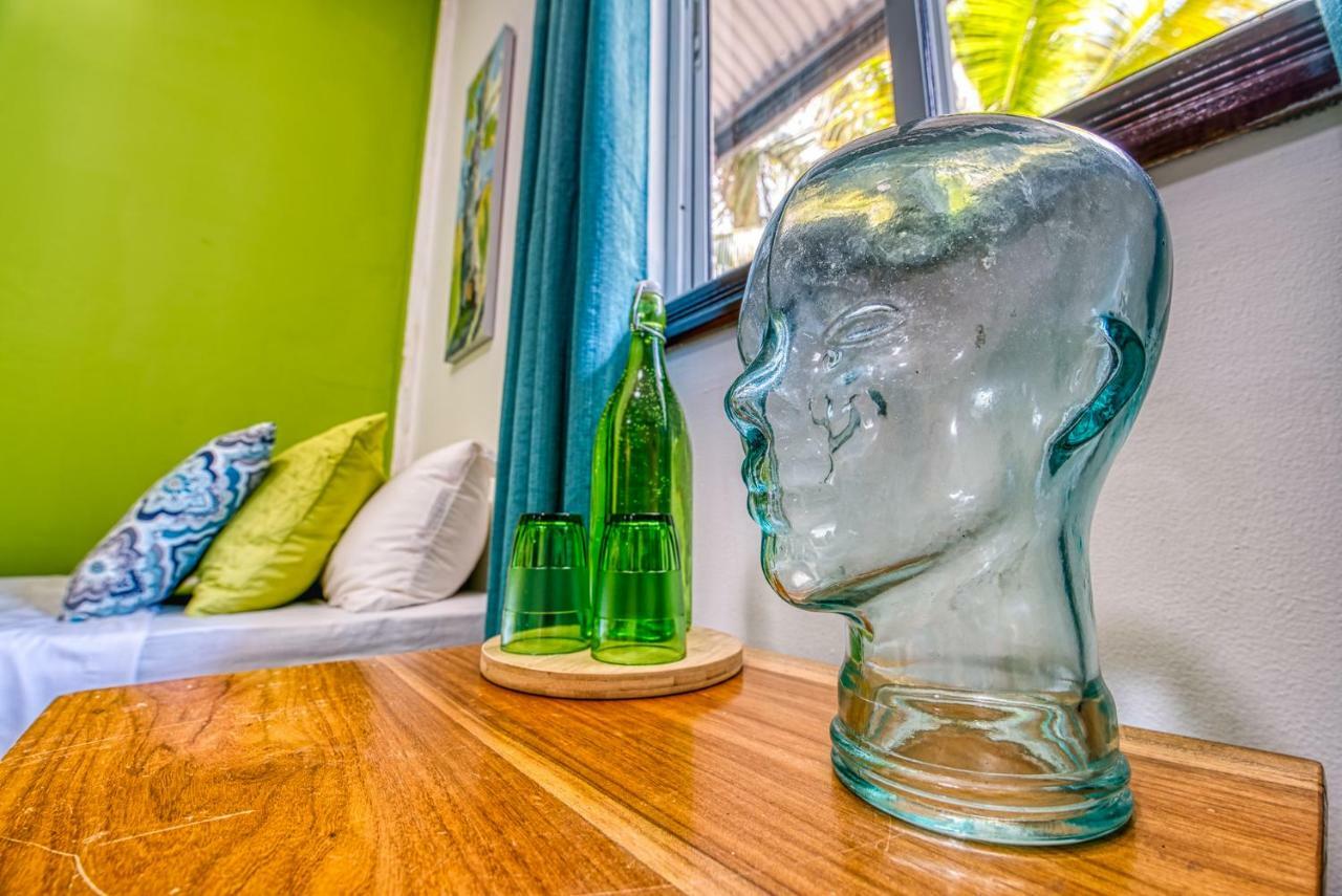 Los Balcones Over The Sea Hotel Bocas del Toro Εξωτερικό φωτογραφία